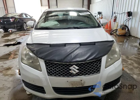 2012 Suzuki Kizashi Se z USA, uszkodzony, nr VIN JS2RF9A3XC6100827